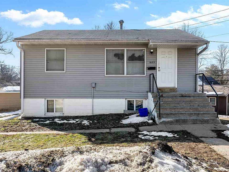 1623 Muscatine Ave A & B, Iowa City, IA 52240 Zillow