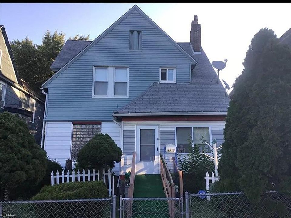 1st image of 1715 Elsinore Ave
