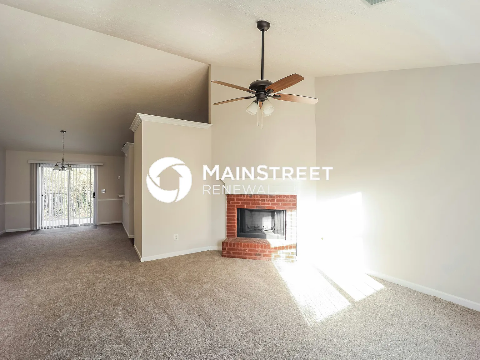 241 Fern CT — Photo 3