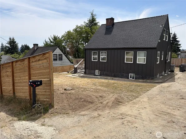 4123 W D Street, Bremerton, WA 98312