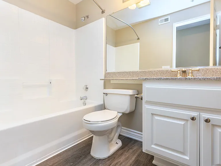 Villas Antonio Apartment Homes — Photo 41