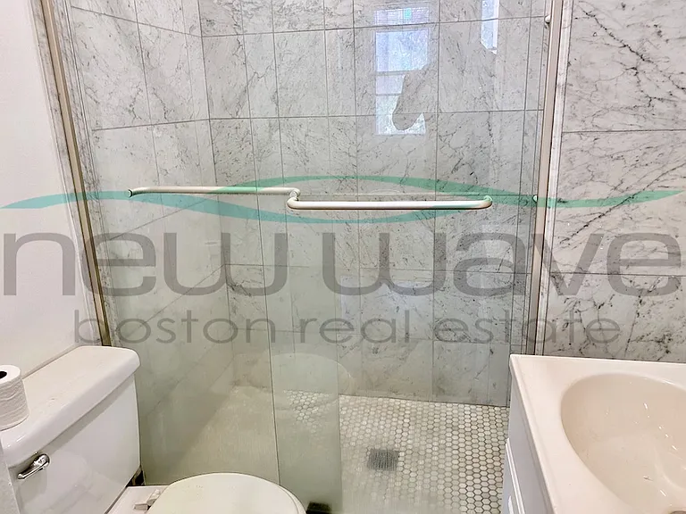 225 Newbury St #5 — Photo 14