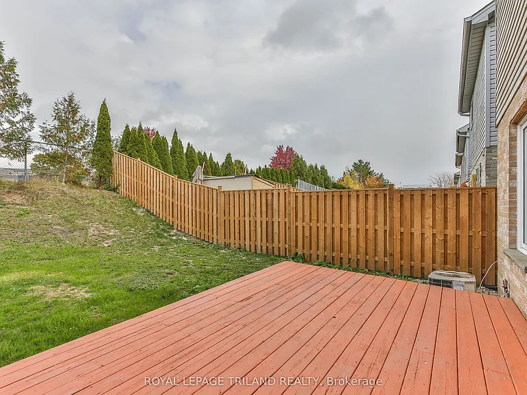 952 Thistledown Way — Photo 39
