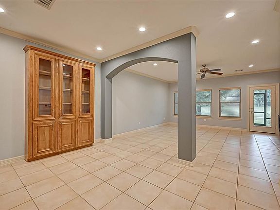 3rd image of 3450 Pebble Beach Blvd