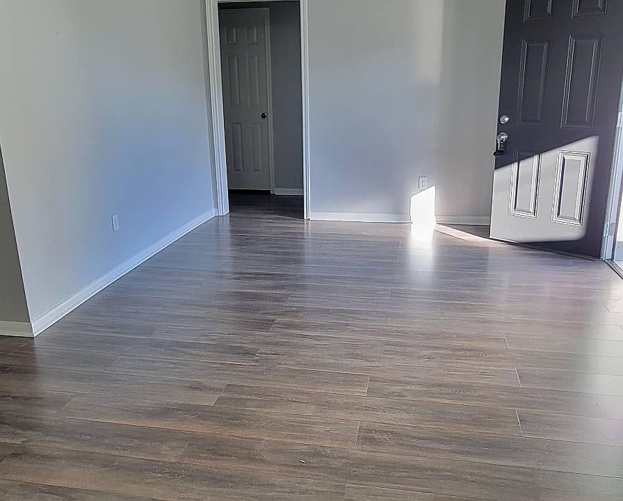 1st image of 1107 7th St
