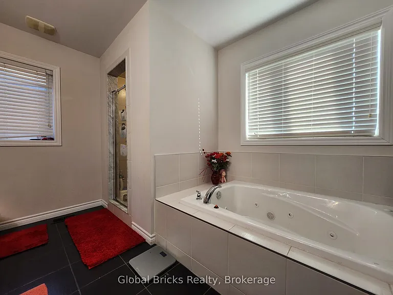 38 Monkton Cir — Photo 14