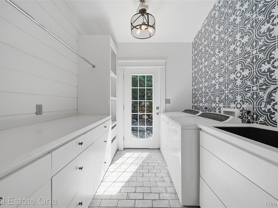 9276 Silverside Dr, photo 25
