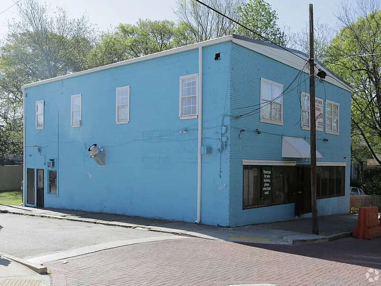 1002 Martin St SE #C — Photo 1