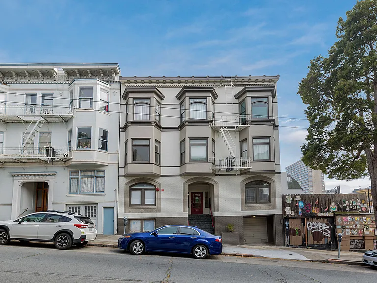 1675 Clay — Photo 2