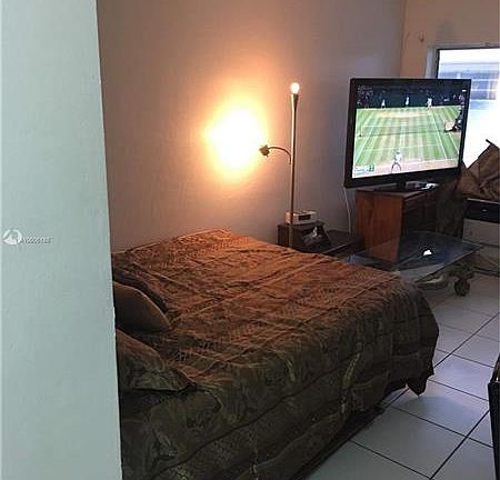 4th image of 650 Pennsylvania Ave APT 29