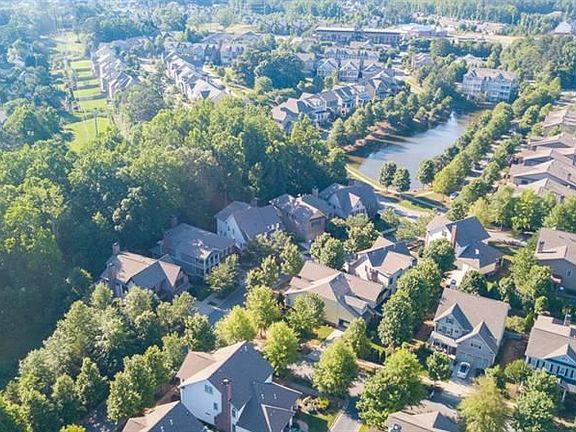 4th image of 12464 Danesfeld Dr