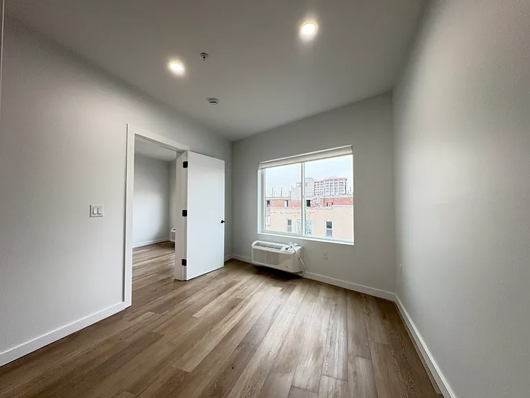 492 Market St #403 — Photo 5