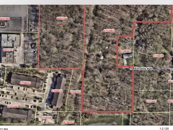 Romig Rd, Akron, OH 44314