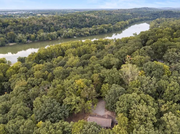 291 River View Dr, Harpers Ferry, WV 25425