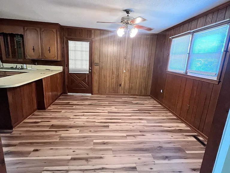 114 Northgate Dr — Photo 8