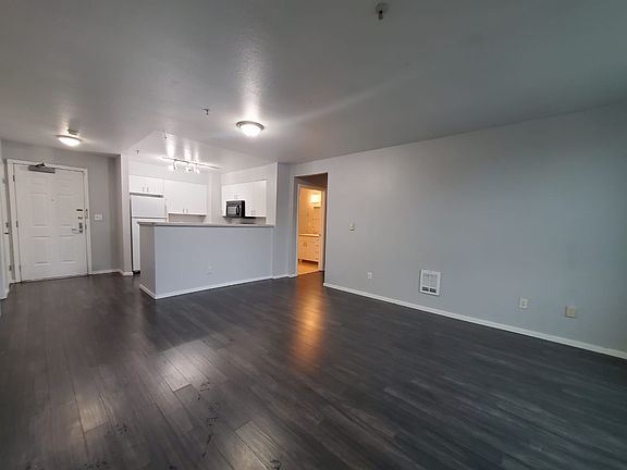5th image of 8400 Oceanview Ter APT 102