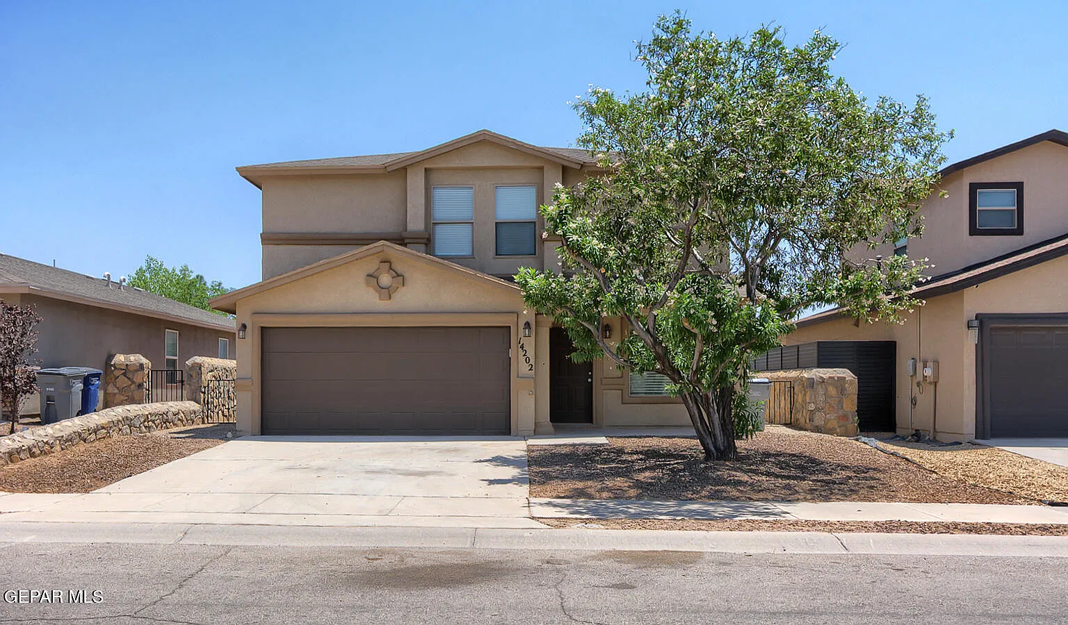 4 bed, 2.5 bath, 1411 sqft, $1,650 — Photo 1