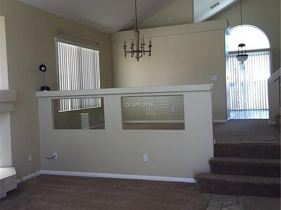 4th image of 8536 W Gilmore Ave