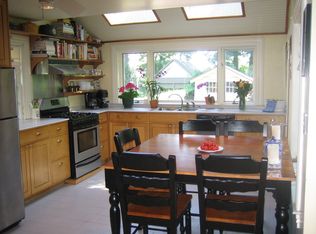 318 Hathaway Ln, Wynnewood, PA 19096
