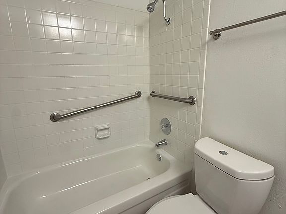 5th image of 3830 University Center Dr #2