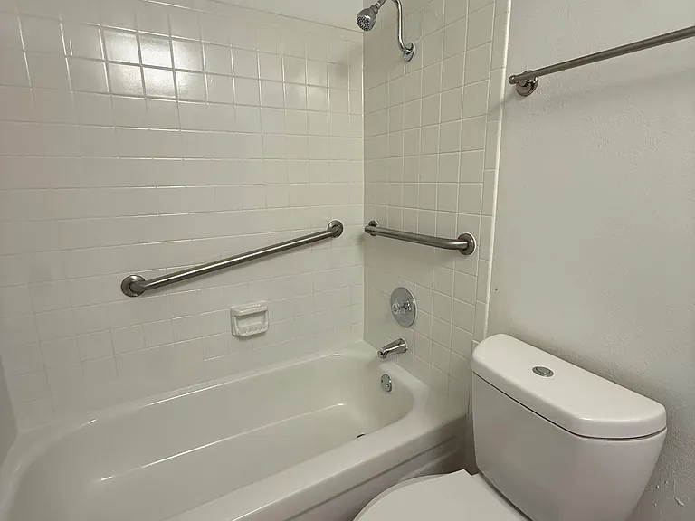 3830 University Center Dr #2 — Photo 5