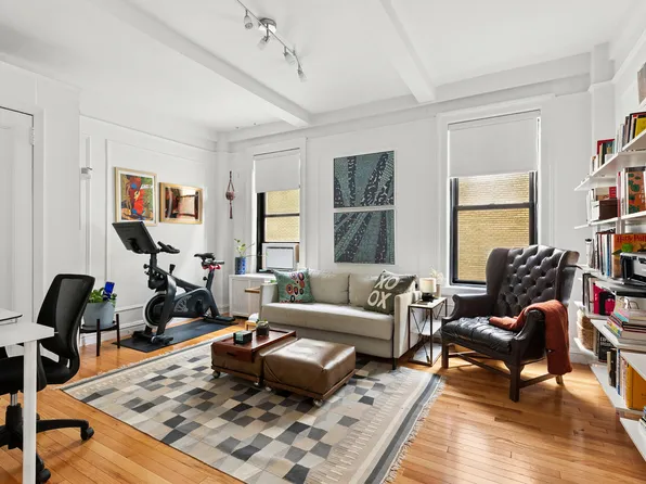 20 West 84th Street image 4 of 6