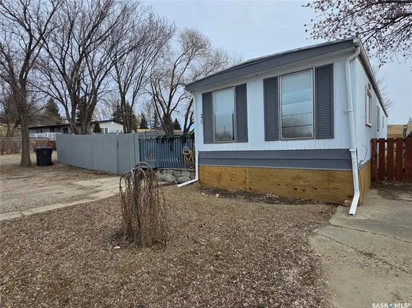 UNIT 29-701 11th AVENUE NW, Swift Current, SK S9H 4M5