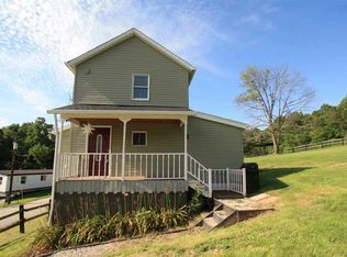 158 New Blocks Dr, Yukon, PA 15698