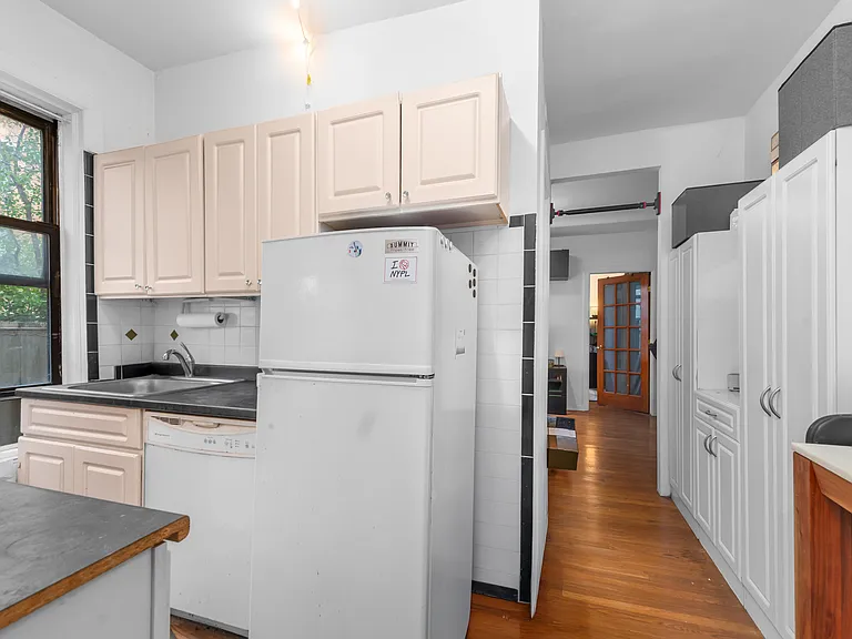 104 W 96th St #7 — Photo 9