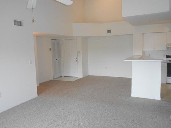 4th image of 12178 Saint Andrews Pl APT 307
