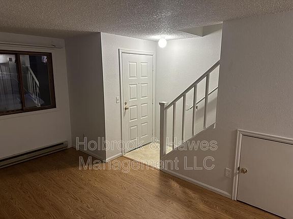5th image of 4887 Basswood Dr