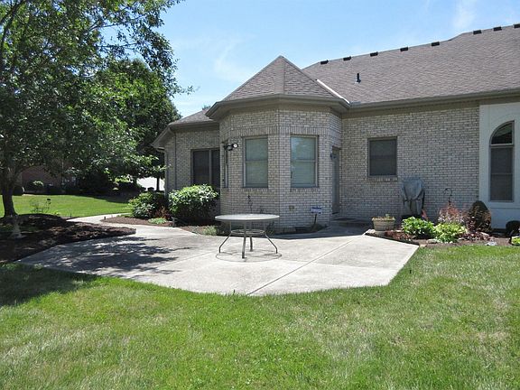4th image of 4810 Wellington Chase Ct