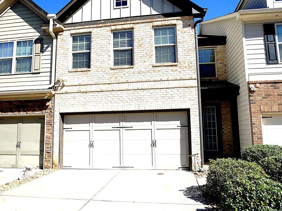 1st image of 923 Spicy Oak Dr