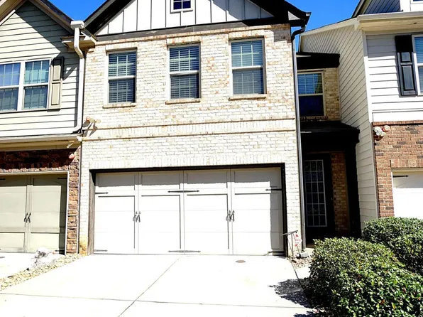 923 Spicy Oak Dr, Lawrenceville, GA 30044