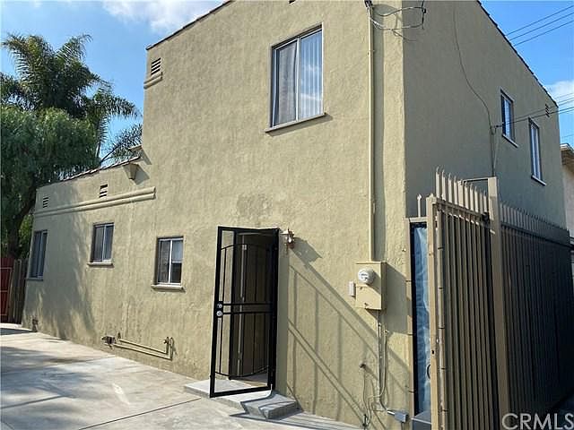 1st image of 433 W Manchester Blvd
