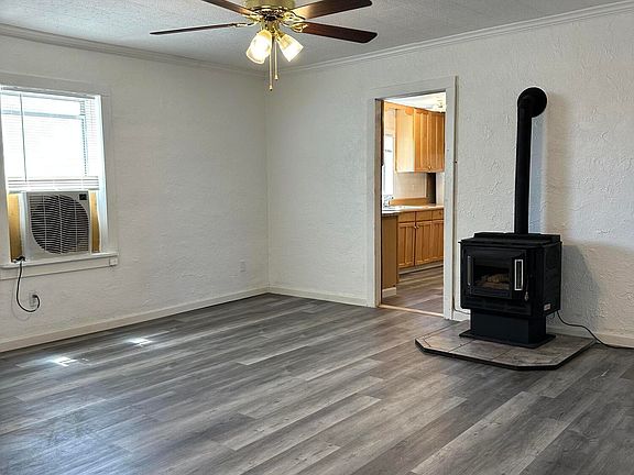 3rd image of 8148 N McLaws Ave