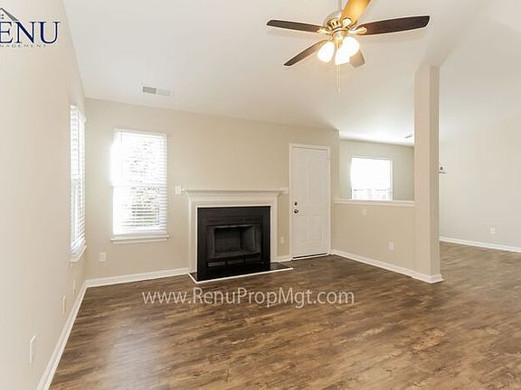 4th image of 2732 Black Walnut Ln #52