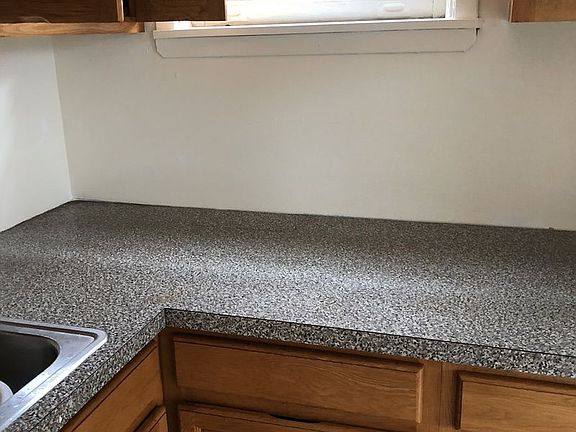 4th image of 5147 47th St #2