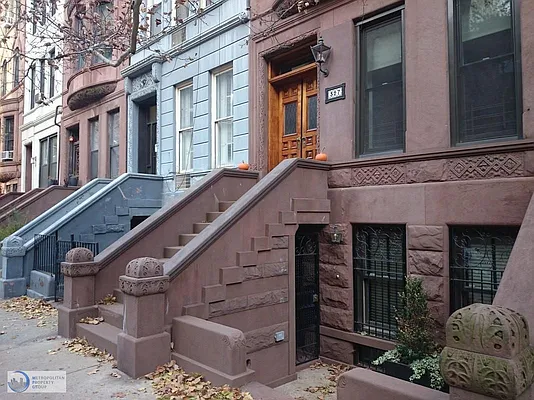 Rented by Metropolitan Property Group | media 30