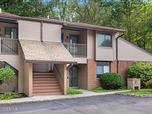 4th image of 48 Ellsworth Court