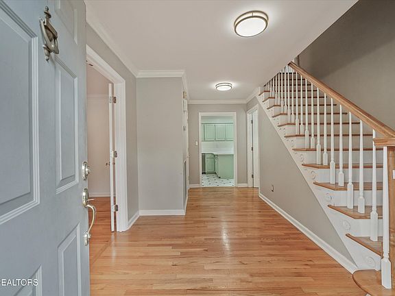 4th image of 109 Crestview Ln