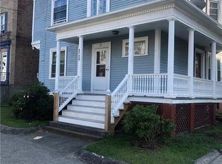 37 Kossuth St, Pawtucket, RI 02860