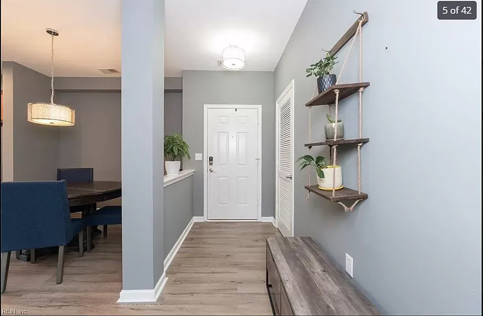 2 bed, 1367 sqft, $2,000 — Photo 2