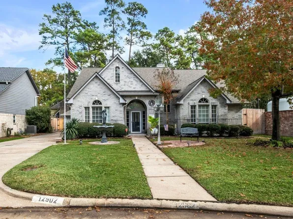 12902 Lake Mist Dr, Cypress, TX 77429