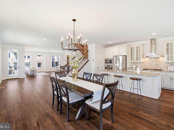 2nd image of 23489 Epperson Sq