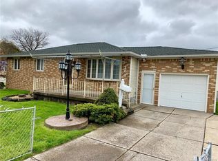 164 Neubauer Ct, Buffalo, NY 14224