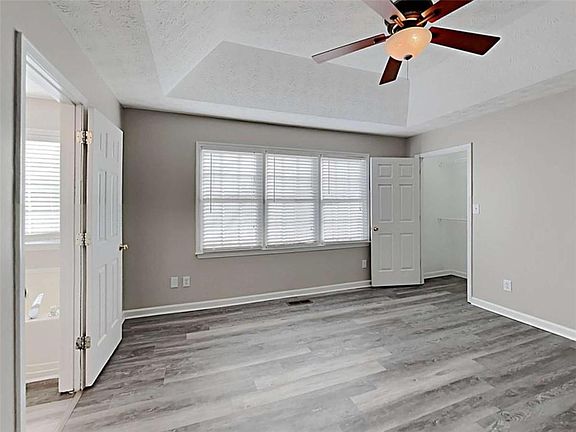 4th image of 252 Bridge Pl