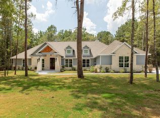 30030 Roundup Dr, Waller, TX 77484