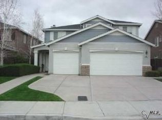 852 Summer Ln, Tracy, CA