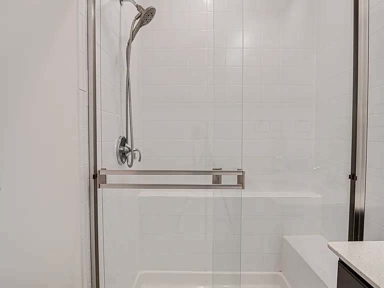 2945 Showplace Dr — Photo 24